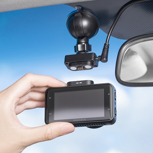 Видеорегистратор без базы камер iBOX RoadScan SE WiFi GPS Dual
